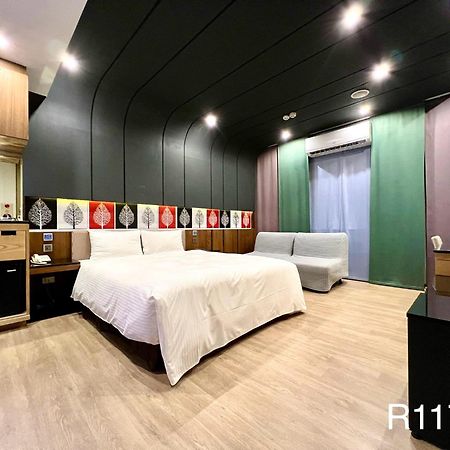Catwalk Motel -Tainan Zewnętrze zdjęcie